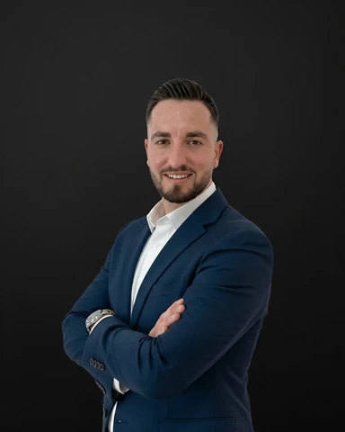 Igal Pesahoviche — Founder & Growth Strategist