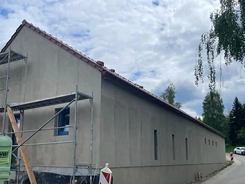 pracujeme na fasádě domu – foto 2
