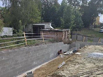 probíhají práce na opěrných zídkách – foto 4