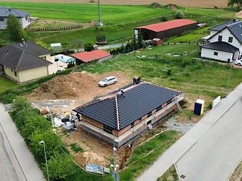namontovali jsme okna a pracujeme na střeše – foto 4