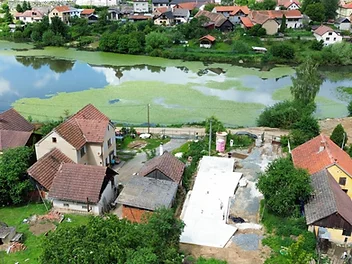 máme hotovou vrchní betonovou desku – foto 1