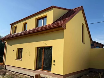 máme hotové rozvody řízeného větrání a pracujeme na SDK podhledech
