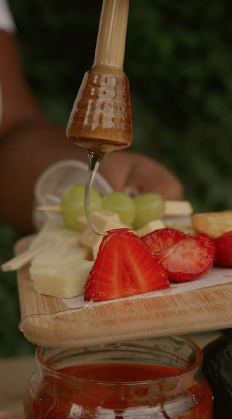 Luxury grazing arrangement