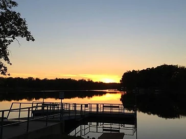 Raymond Gary State Park — small peaceful lake with fishing pier