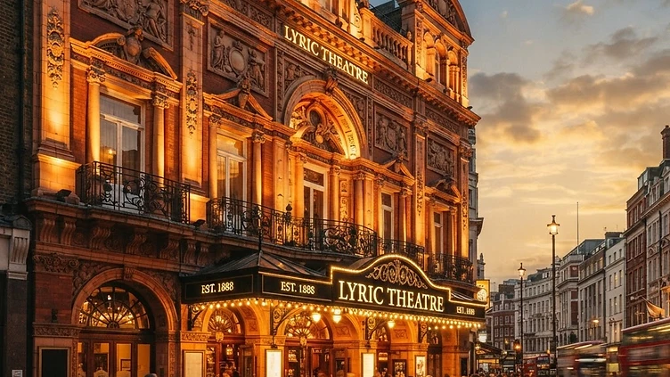 COMEDY LEGEND RETURNS TO THE WEST END STAGE