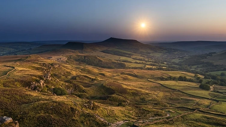 Celestial Dawn: Mercury Becomes Visible to the Naked Eye Across the Midlands