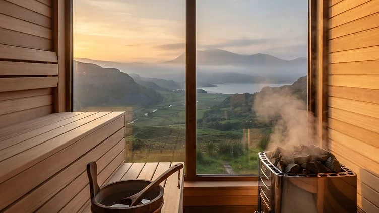 The Heat Adaptation Revolution: How the UK’s Sauna Boom is Strengthening Public Health