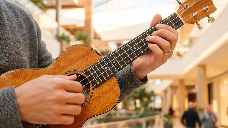 Northwich Ukulele Club Strikes a Chord with World Record Success