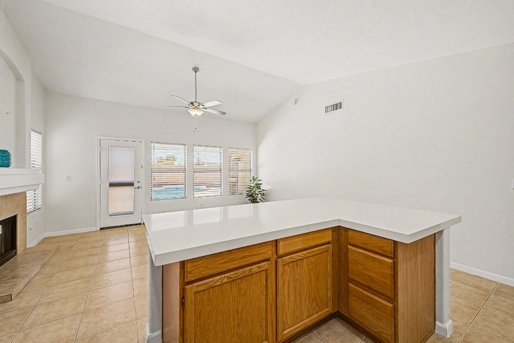 Alternate kitchen workspace layout view