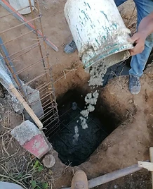 Vaciado manual de concreto en zapata de cimentación en Rivas
