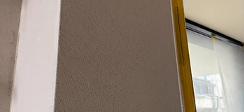 Mikrocement na steni