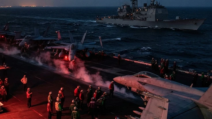 Pentagon Orders Fighter Squadron and Naval Reinforcements to Middle East