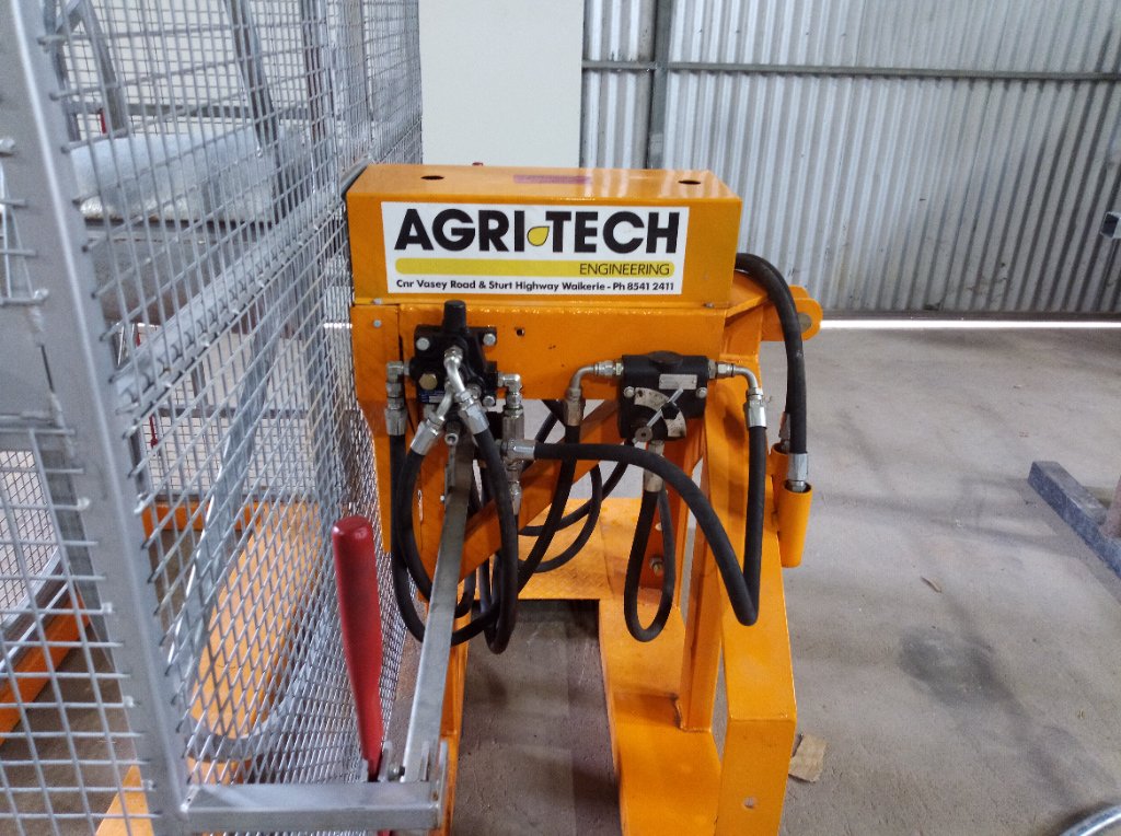 Hydraulic Controls & AGRI-TECH Label