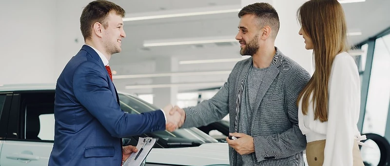 Vehicle handoff at Kangel Autos