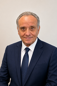 Professional portrait of Edward Bronder, CEO