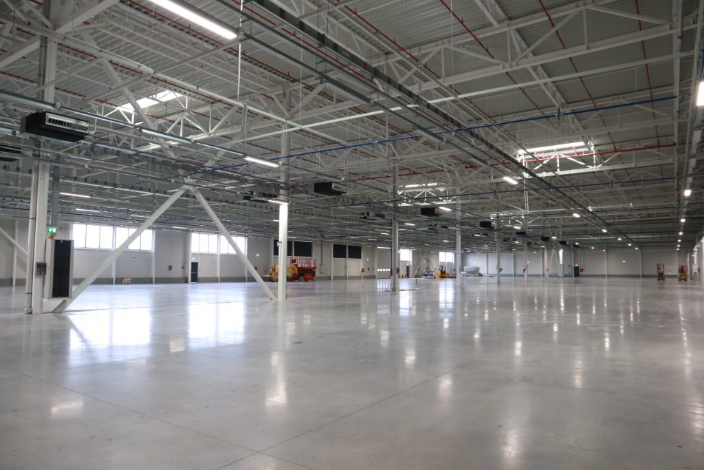LEAR Production Hall Expansion — Industrial & Production Facilities