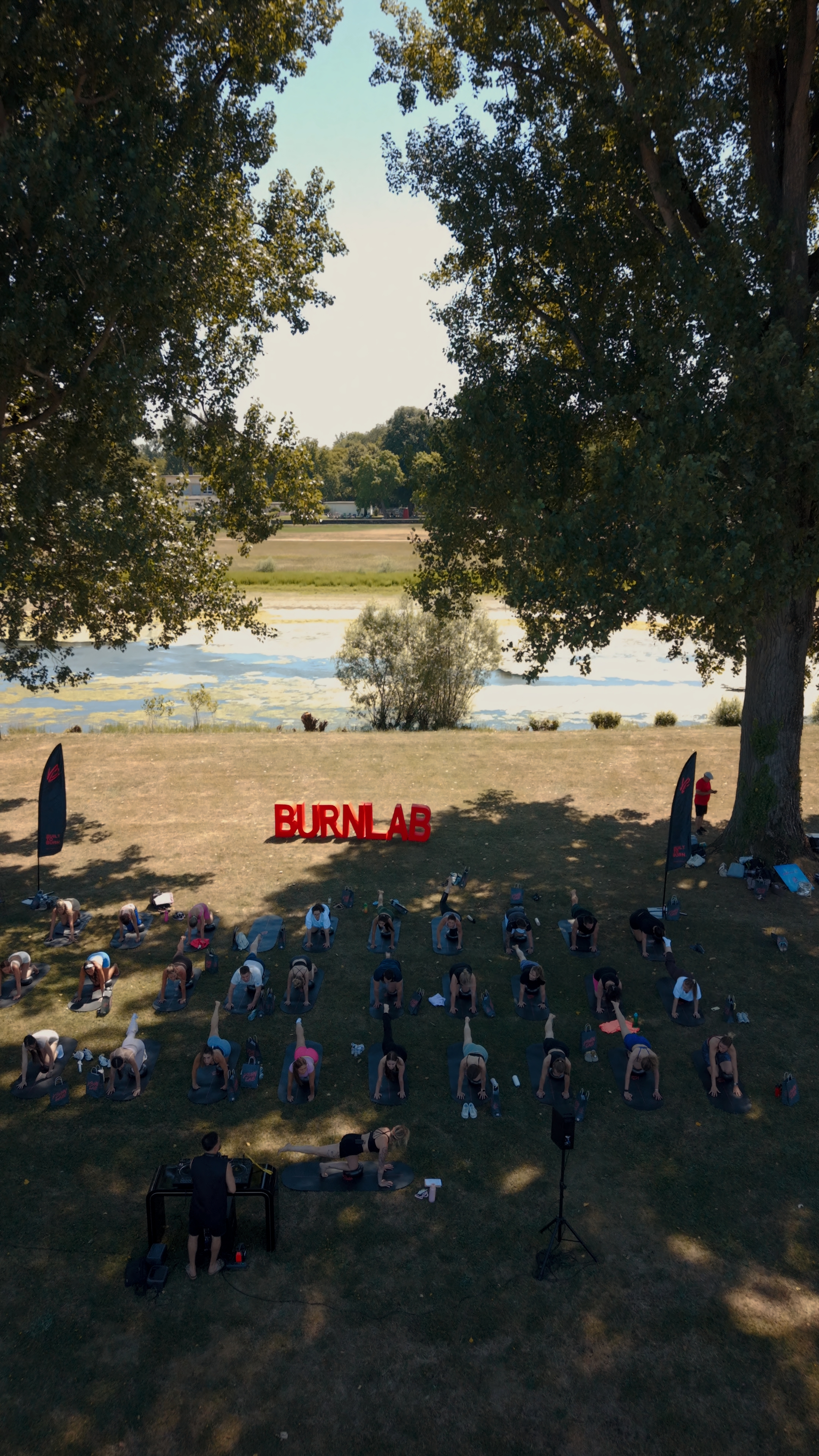PILATES AM RHEIN