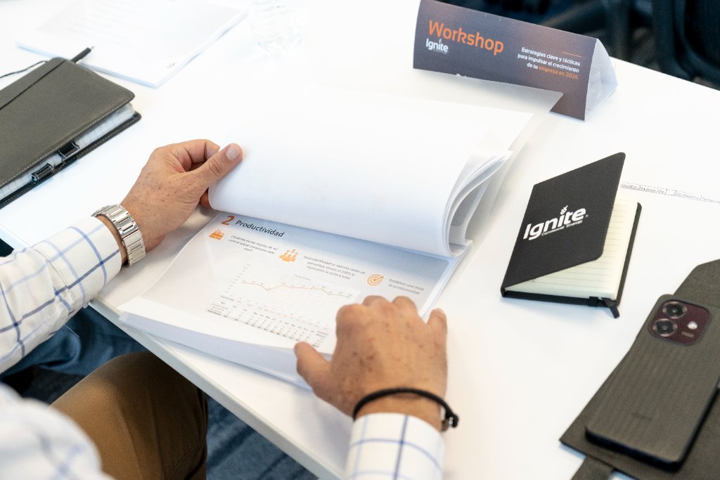 Cuaderno y documentos del Workshop