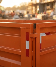 Clean roll-off container detail