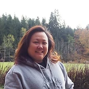 Portrait of certified Hunyuan Qi Therapy coach Iris Leng