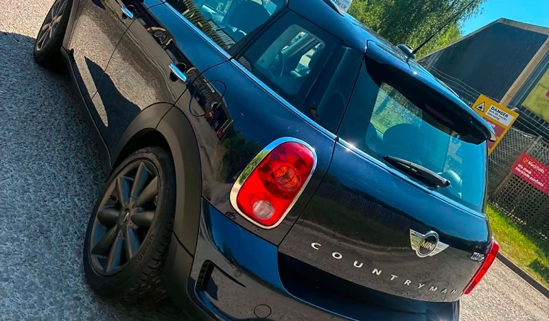 Mini Countryman 4