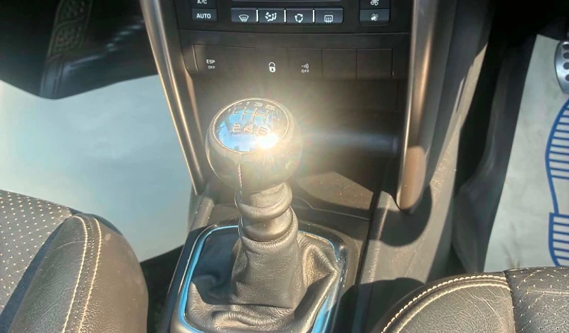Peugeot 207cc 8