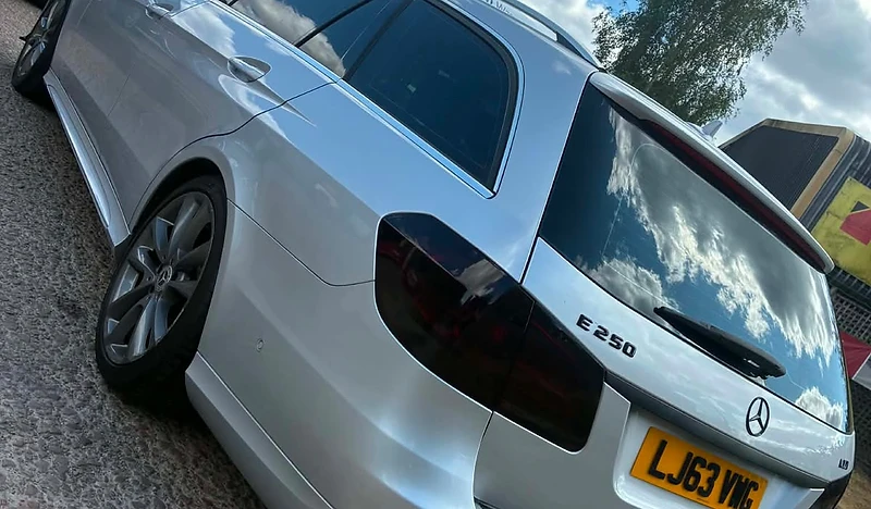 Mercedes-Benz E250 2