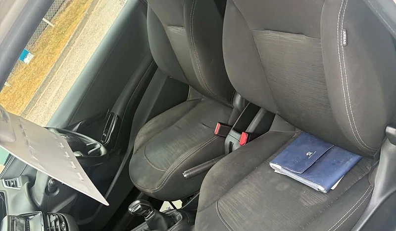 Peugeot 208 7