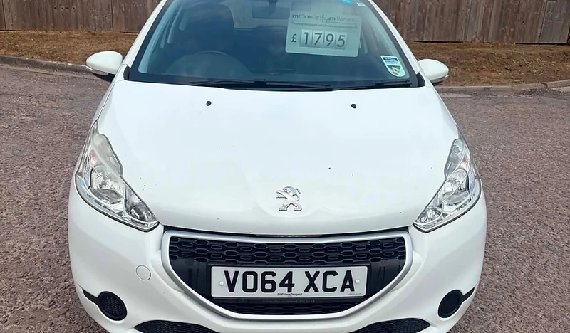 Peugeot 208 1