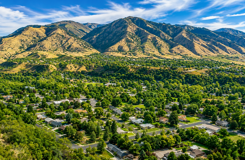 Icon Auto Glass — Windshield Repair & Replacement in Logan, UT
