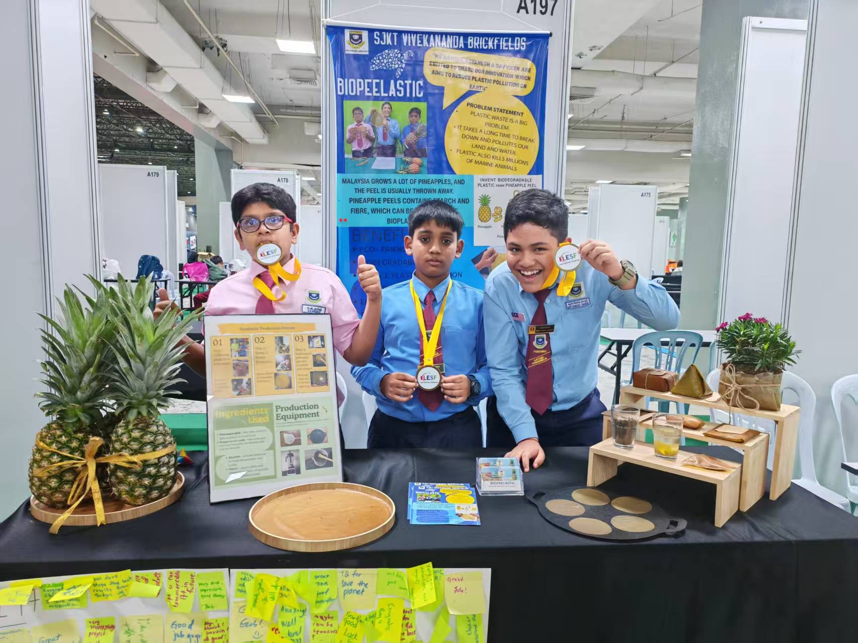KLESF student award winners with innovation project