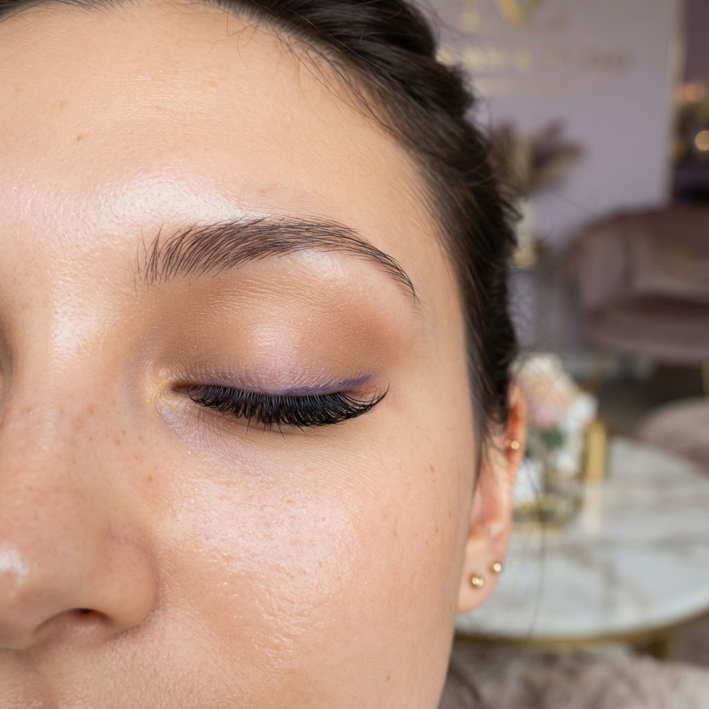 Classic Lash Extensions at Unique Brows