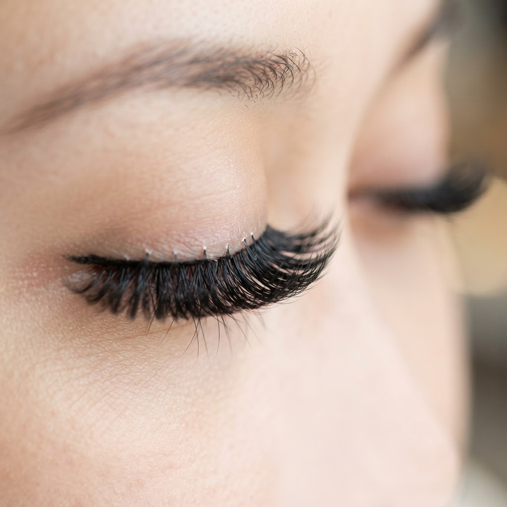 Eyelash extensions Volume full set at Unique Brows Winston-Salem