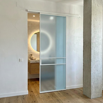Modelo SCALA — corredera blanca con vidrio esmerilado