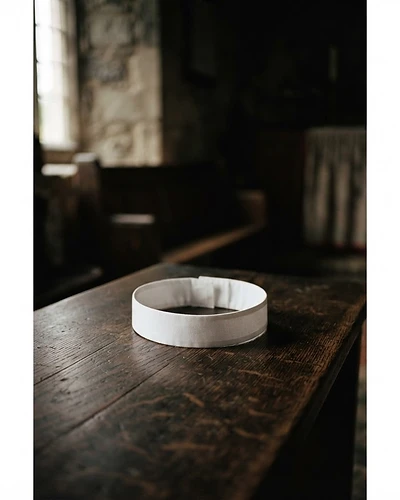 THE COLLAR