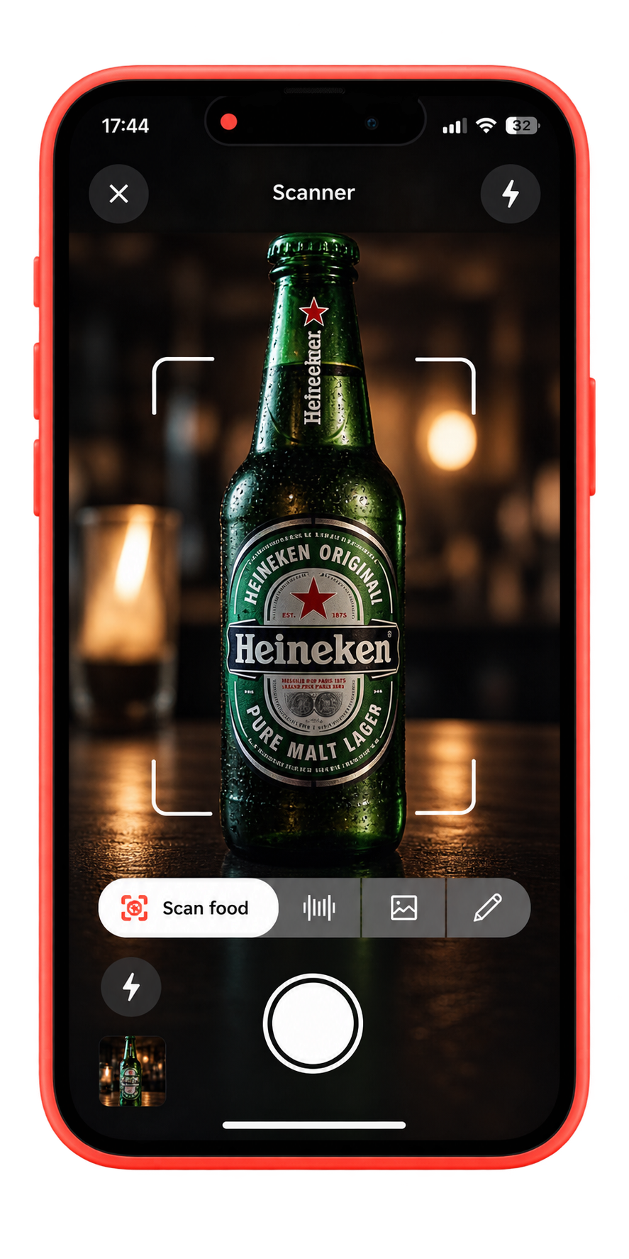 CalDrop AI photo scanner live viewfinder focused on a Heineken bottle