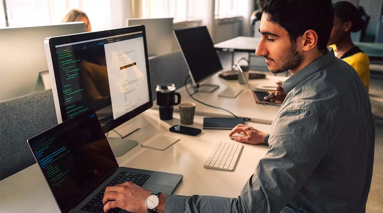 Verizon press image about vibe coding for non-developers