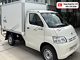 White Daihatsu Gran Max chiller box van, three-quarter view of the insulated box body, Saga Superior (PJ)