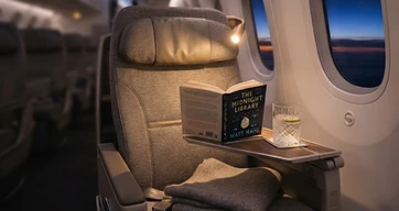 The Quiet Middle: Finding Stillness in Premium Economy