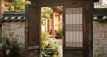 Seoul’s Soft Edges: A Quiet Weekend in Jongno