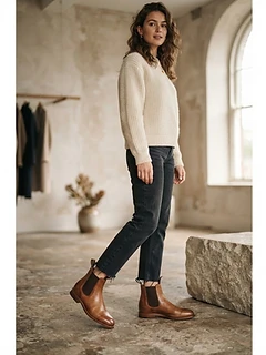 Women's Tan Leather Chelsea Boot