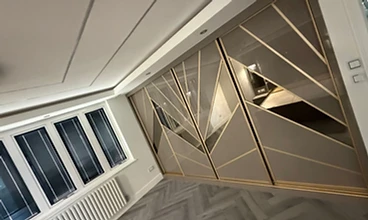 Custom Built Wardrobe in London by Harris Construction