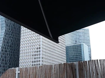 Store banne — rooftop La Défense