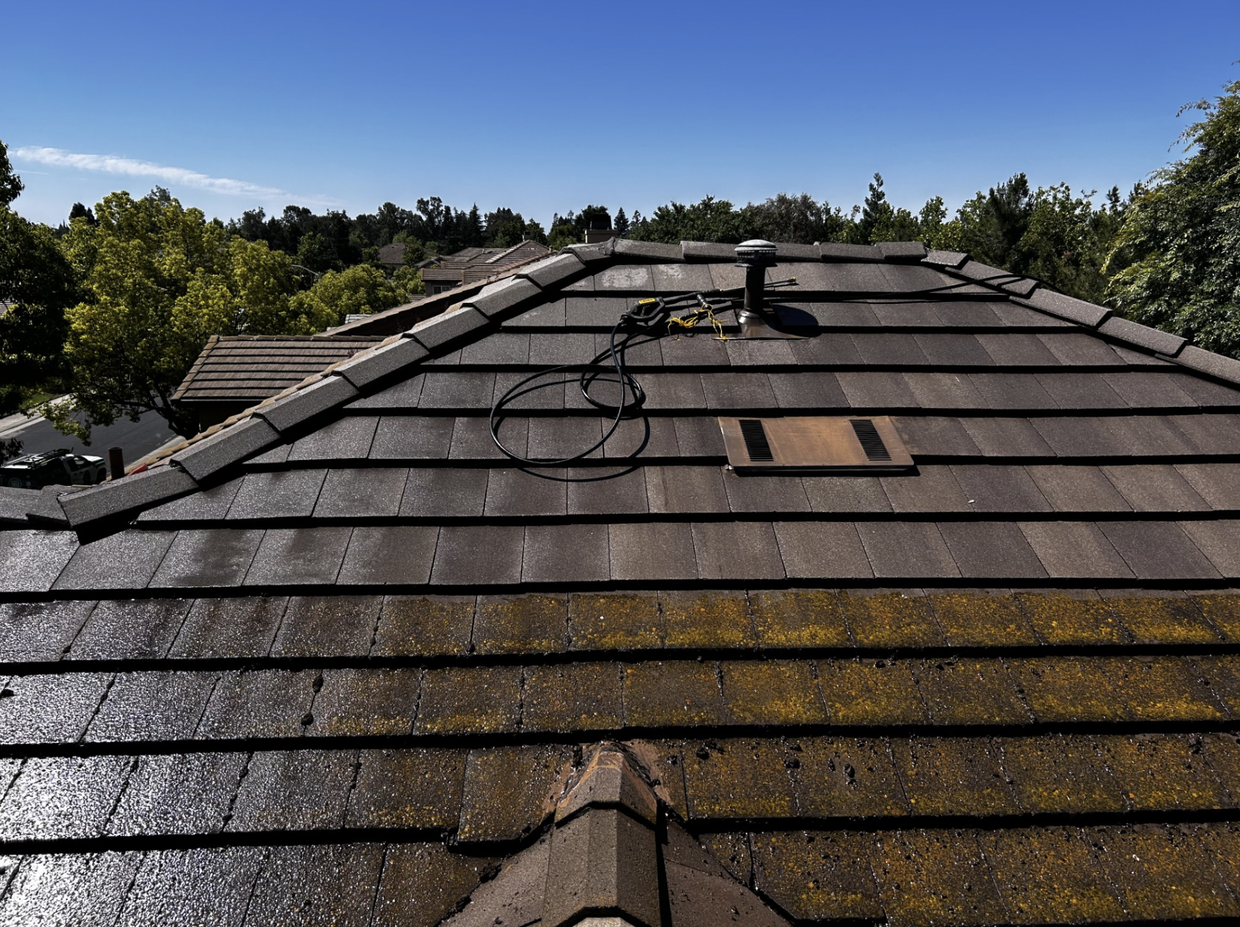 Tile Roof Wash