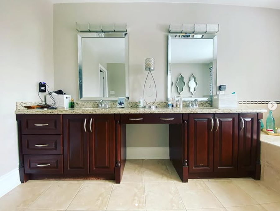 Ensuite vanity, after