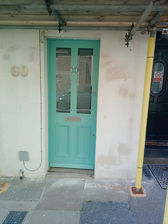 No. 60 door surround — moisture tracking and render failure at threshold