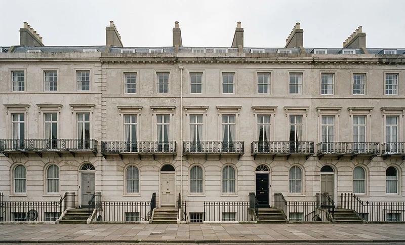 Brighton period terrace elevation at ground level where original sub-floor airbricks are located