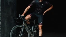 Mal de dos à vélo : pourquoi tu as mal, et quoi faire ce soir