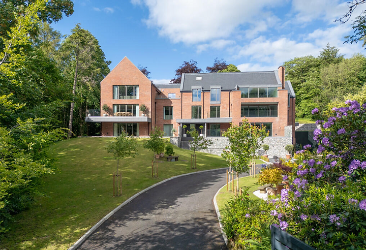 Contemporary residential construction in Cheshire
