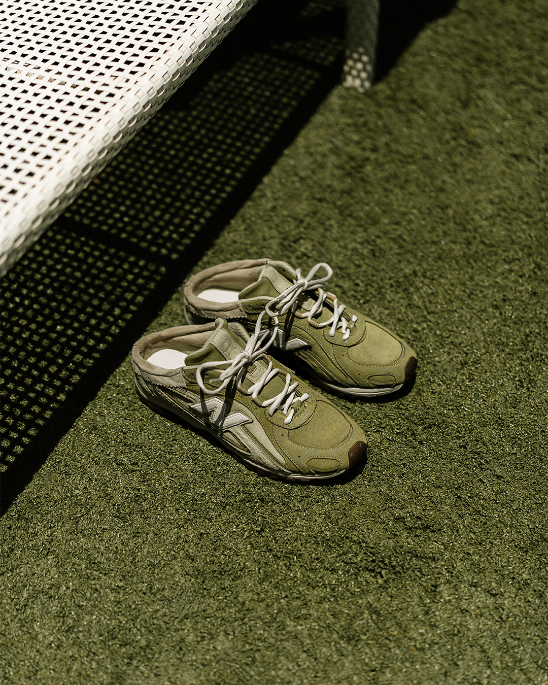 The Studio Mule on turf